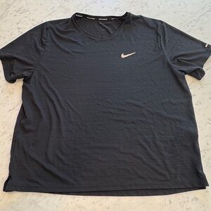 Men’s Nike Running Shirt Sleeve Dri-Fit Tee, Black, Size XL, Exc pre owned cond!